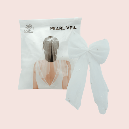 Pearl Veil Bow